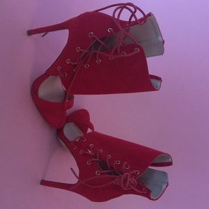 ❤️❤️Fire Red Heels❤️❤️